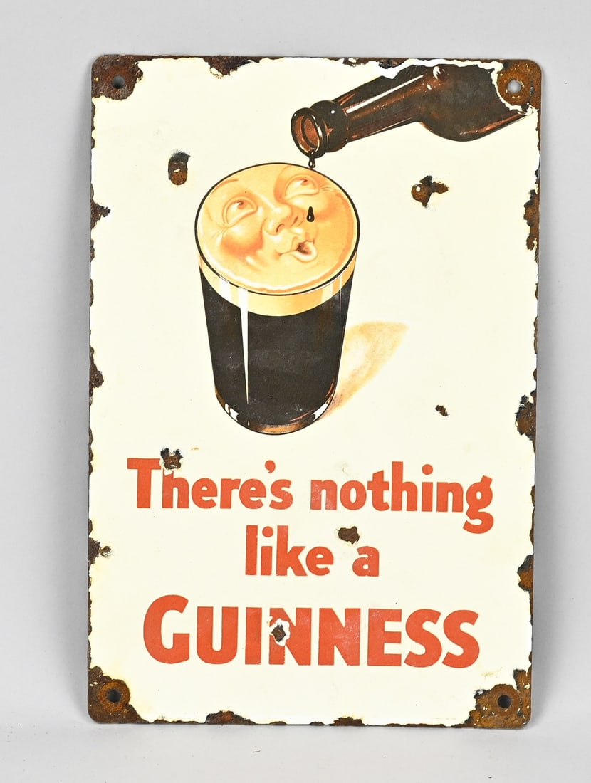 Guinness advertising sign, 30 x 20 cm.: Old English Guinness beer advertising sign. Dimensions: H 30 x W 20 cm. In fair/good condition.