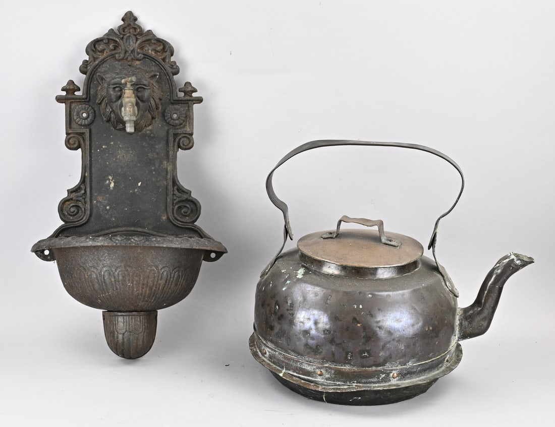 Antique kettle + outdoor tap (1 of 1)