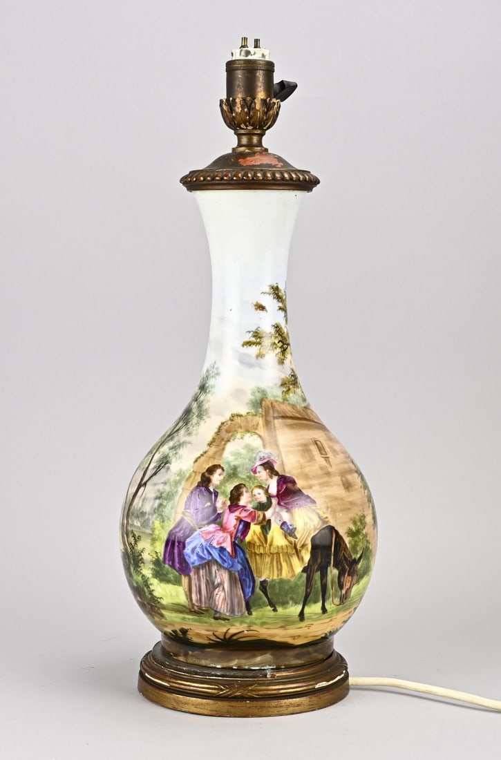 Porcelain lamp base, H 44 cm.: Antique hand-painted porcelain lamp base with figures in a landscape decoration. Dimensions: H 44 cm. In good condition.
