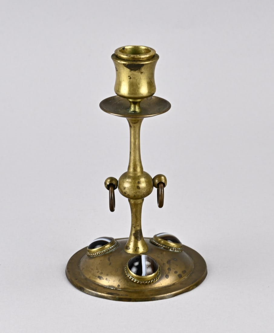 Bronze candlestick, H 17.5 cm.: 19th - 20th Century bronze Arts & Crafts candle holder with striped agate gemstones. Dimensions: H 17.5 cm. In good condition.