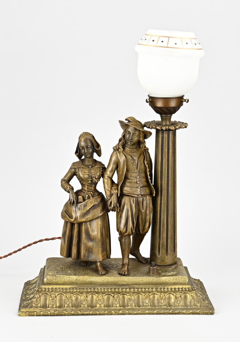 Table lamp (figures) (1 of 1)