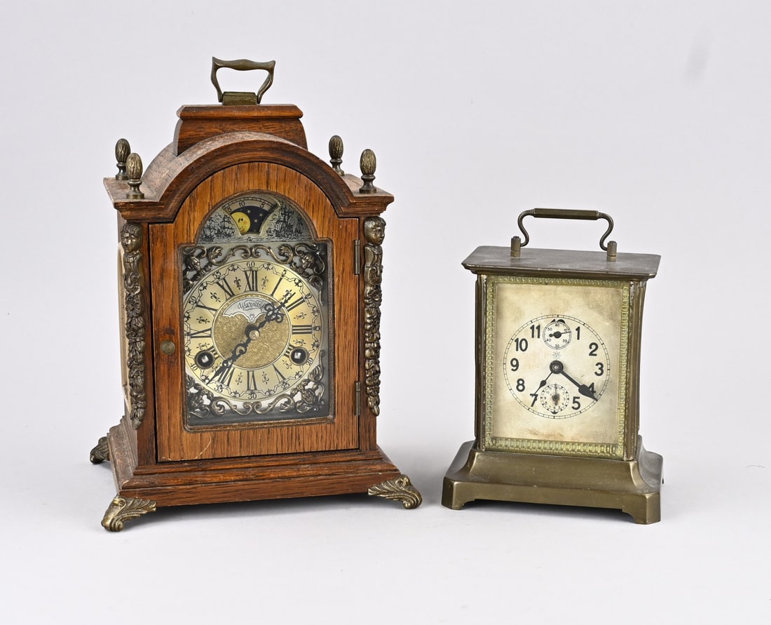 2x Old clock (1 of 1)