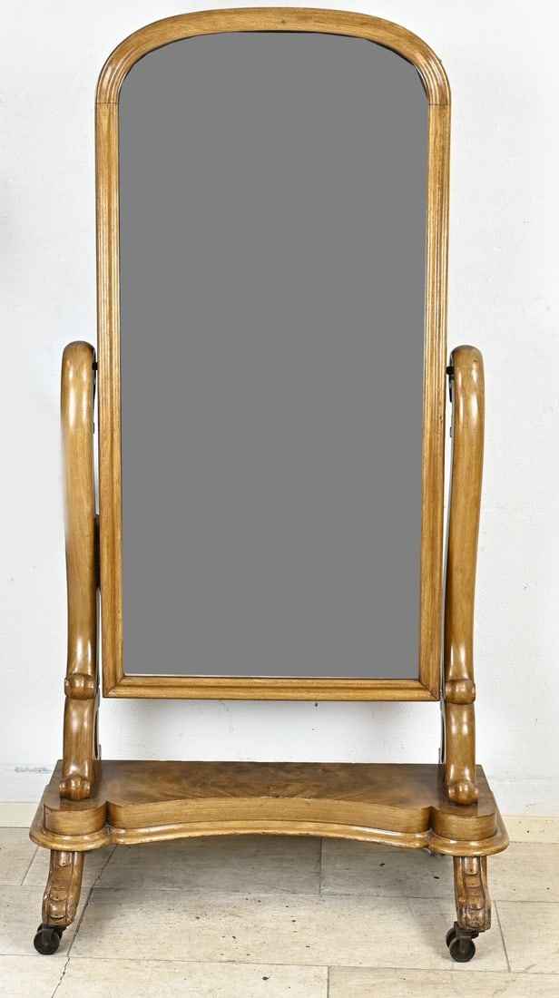 Full-length mirror: 19th-century English mahogany tilting full-length mirror. Dimensions: 175 x 90 x 50 cm. In very good condition.
