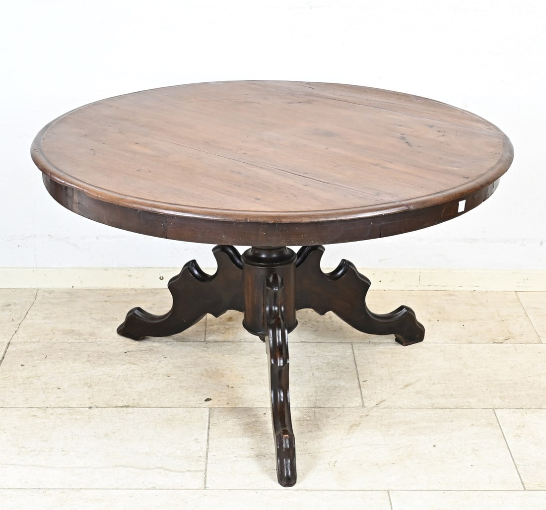 Mahogany coffee table, 1860 (1 of 1)