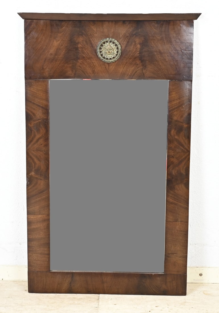 Empire mirror, 1820: Mahogany Empire mirror. Circa 1820. Dimensions: H 49 x W 59 cm. In good condition.
