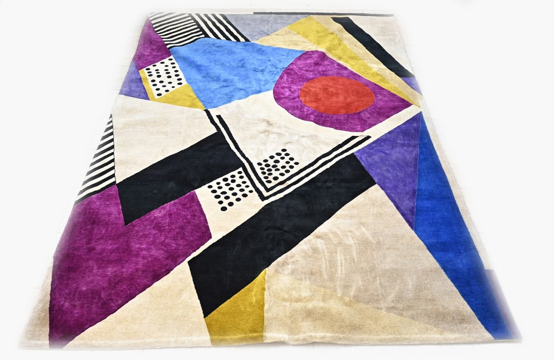 Modern rug, 316 x 195 cm.: Modern hand-knotted rug. After Sonai Beaulonny. Dimensions: 316 x 195 cm. In good condition.
