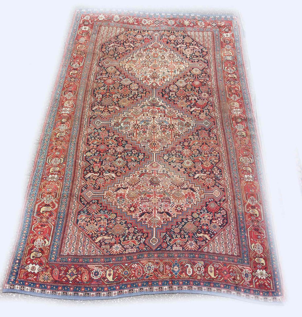 Hand-knotted Persian Shiraz rug, 214 x 142 cm. (1 of 3)