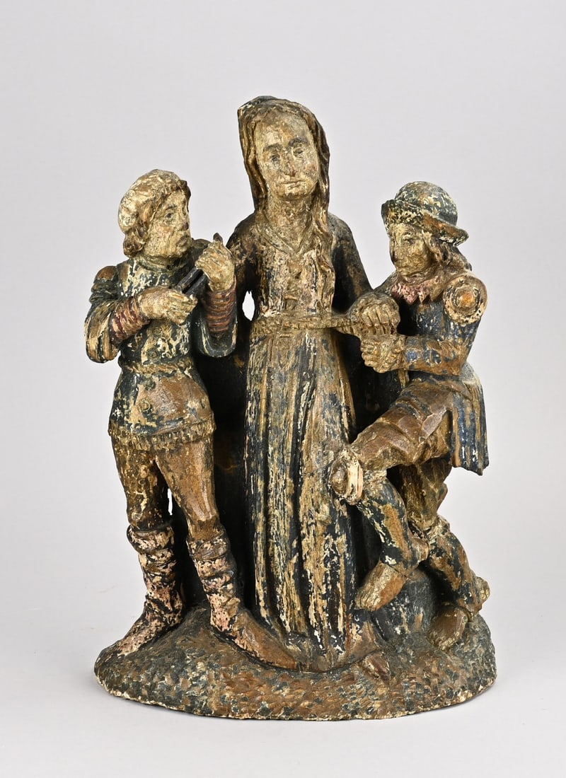 17th Century Saint Anne figure: 17th-century wood-carved Saint Anne figure with original polychromy. Dimensions: 37 cm. In good condition.