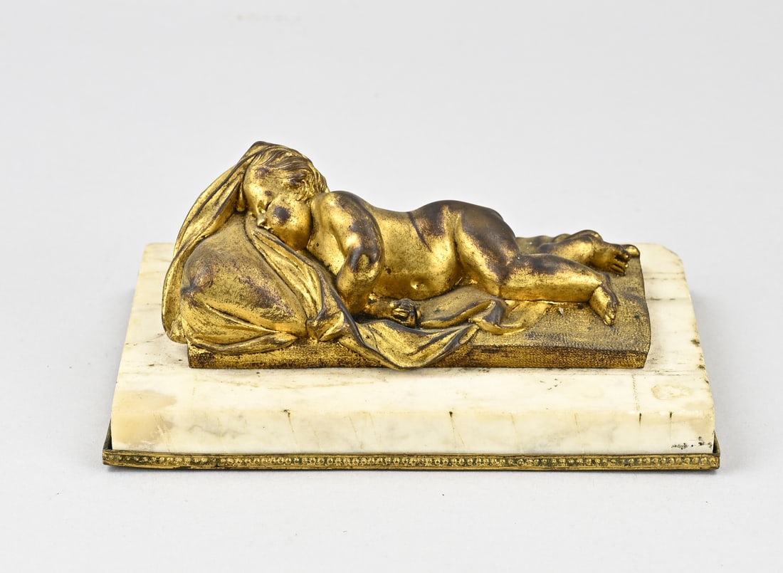 Statue, Sleeping putti: Ormolu French, bronze empire, sleeping putti on marble base. Circa 1820. Dimensions: 17 x 11 x 7.5 cm. Uncleaned, in good original condition.