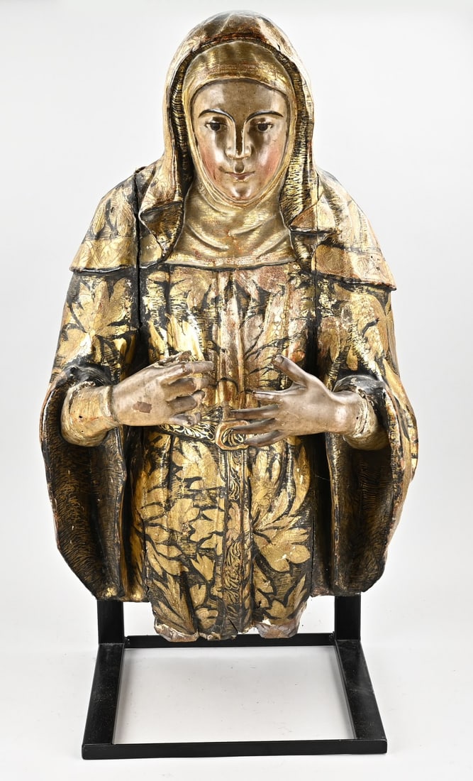 Spanish Holy statue: Large, 18th-century Spanish statue of a saint with original gilding and polychromy. On a stand. Dimensions: 100 x 55 x 30 cm. In good condition.