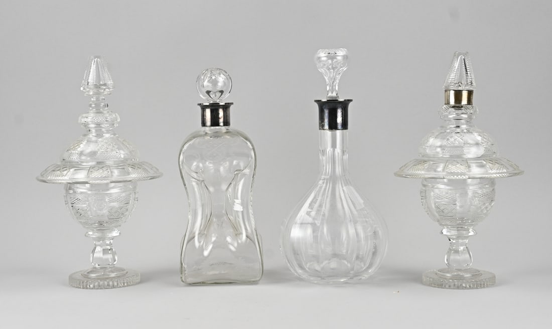 Lot of crystal (4x) (1 of 1)