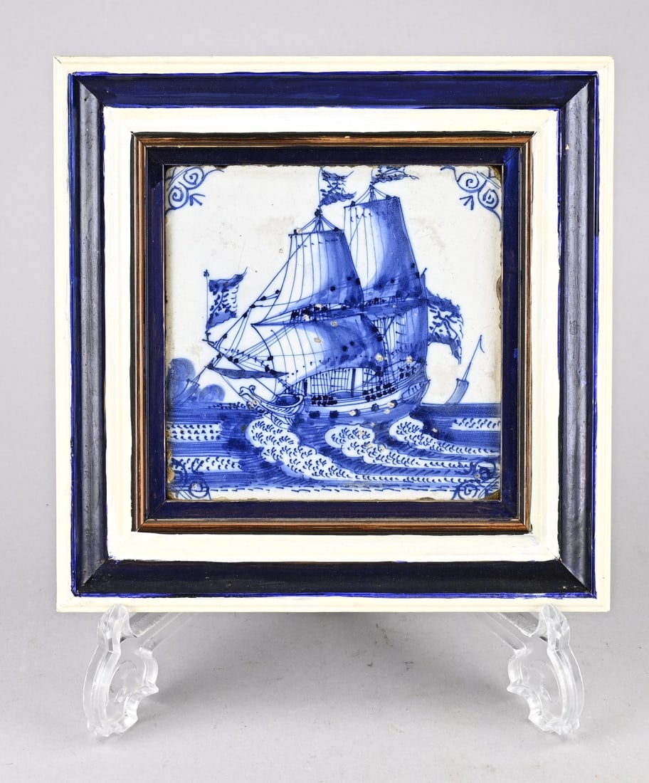 Dutch tile with two-masted ship: 17th - 18th Century Dutch tile with a two-masted ship. Dimensions: 13 x 13 cm. In good condition.