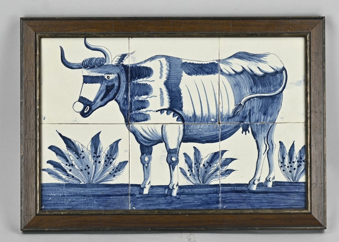 6-Pas tile panel, 31 x 44.5 cm.: Antique Dutch 6-panel tile with cow decoration. 18th century. Restored. Dimensions: 31 x 44.5 cm. In reasonable condition.