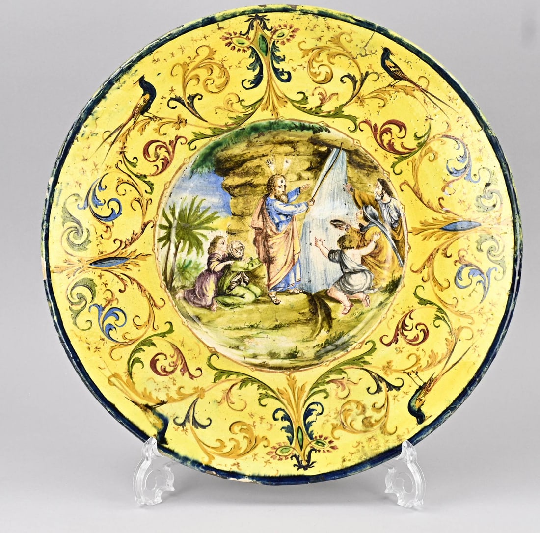 Majolica decorative dish Ø 37.7 cm. (1 of 2)