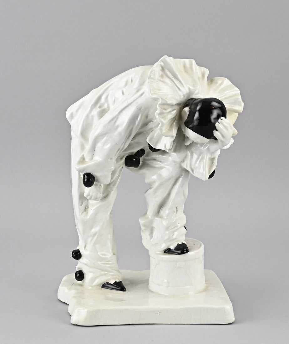 Pierrot figure, 1930 (1 of 1)