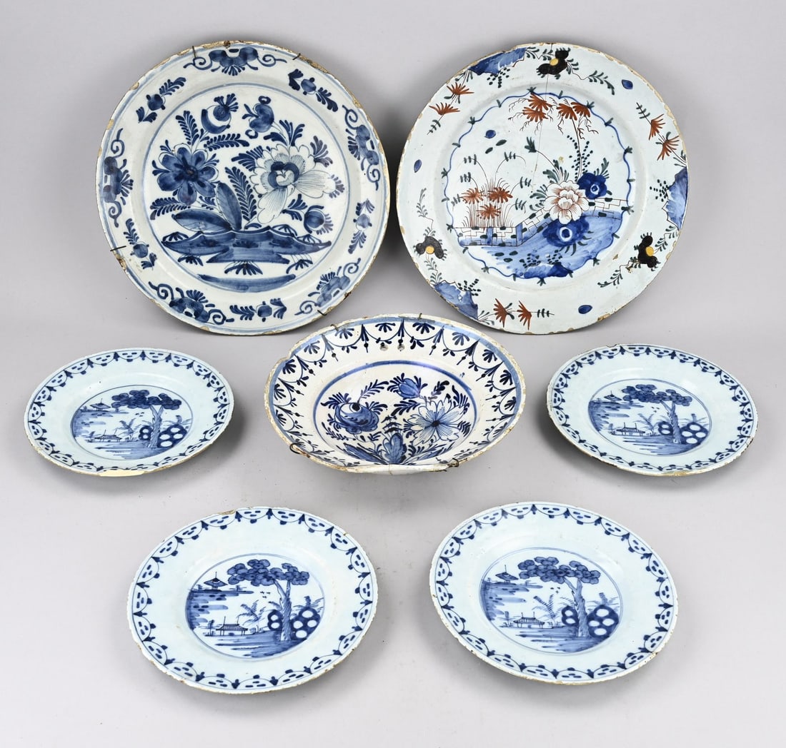 Lot of 18th-century Delft plates (7x) (1 of 1)
