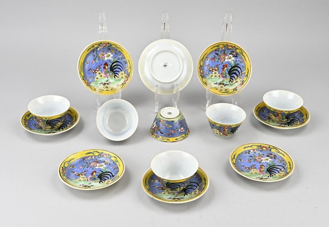 Lot of Chinese cups and saucers (1 of 1)