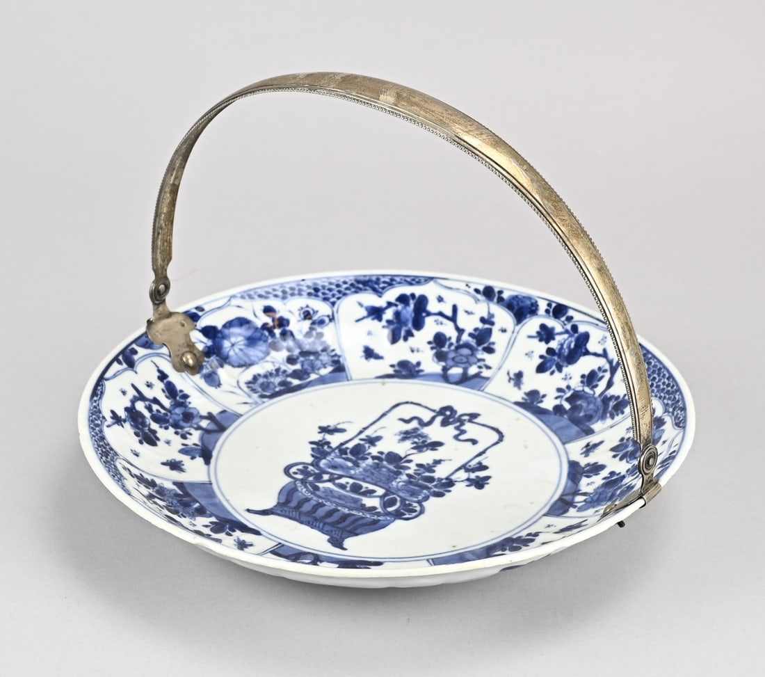 Chinese Kang Xi plate with silver (1 of 3)
