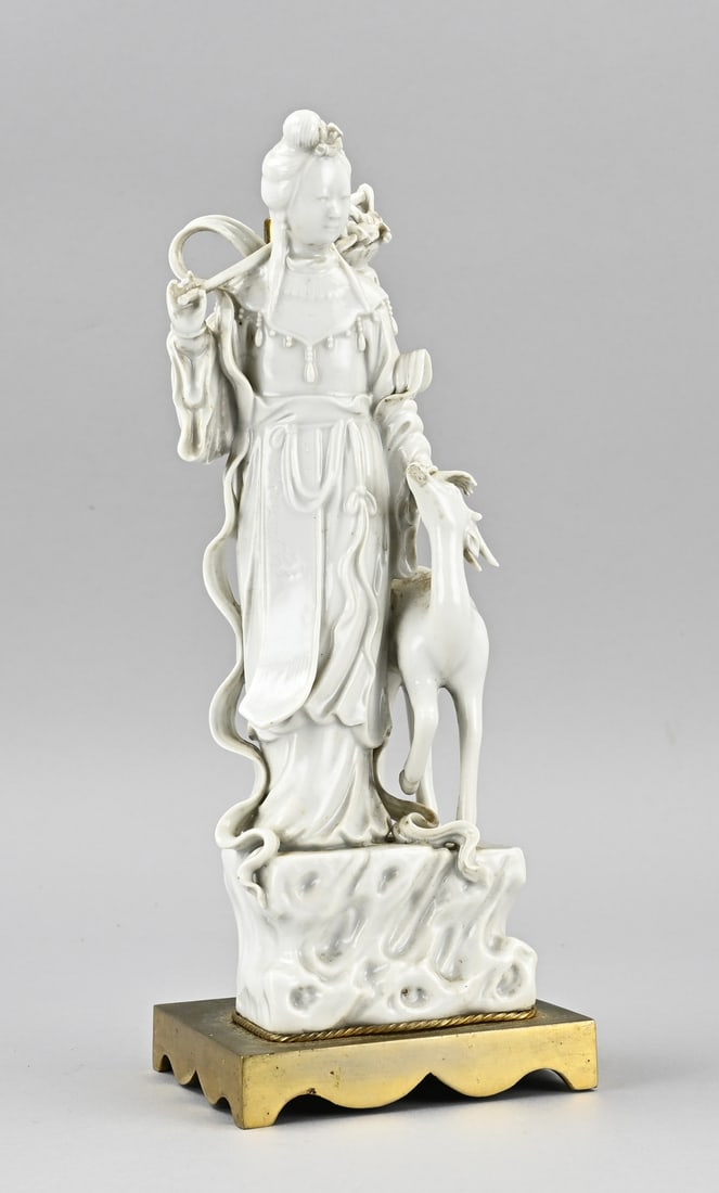 Blanc de Chine quan yin (lamp base), H 28.5 cm. (1 of 2)