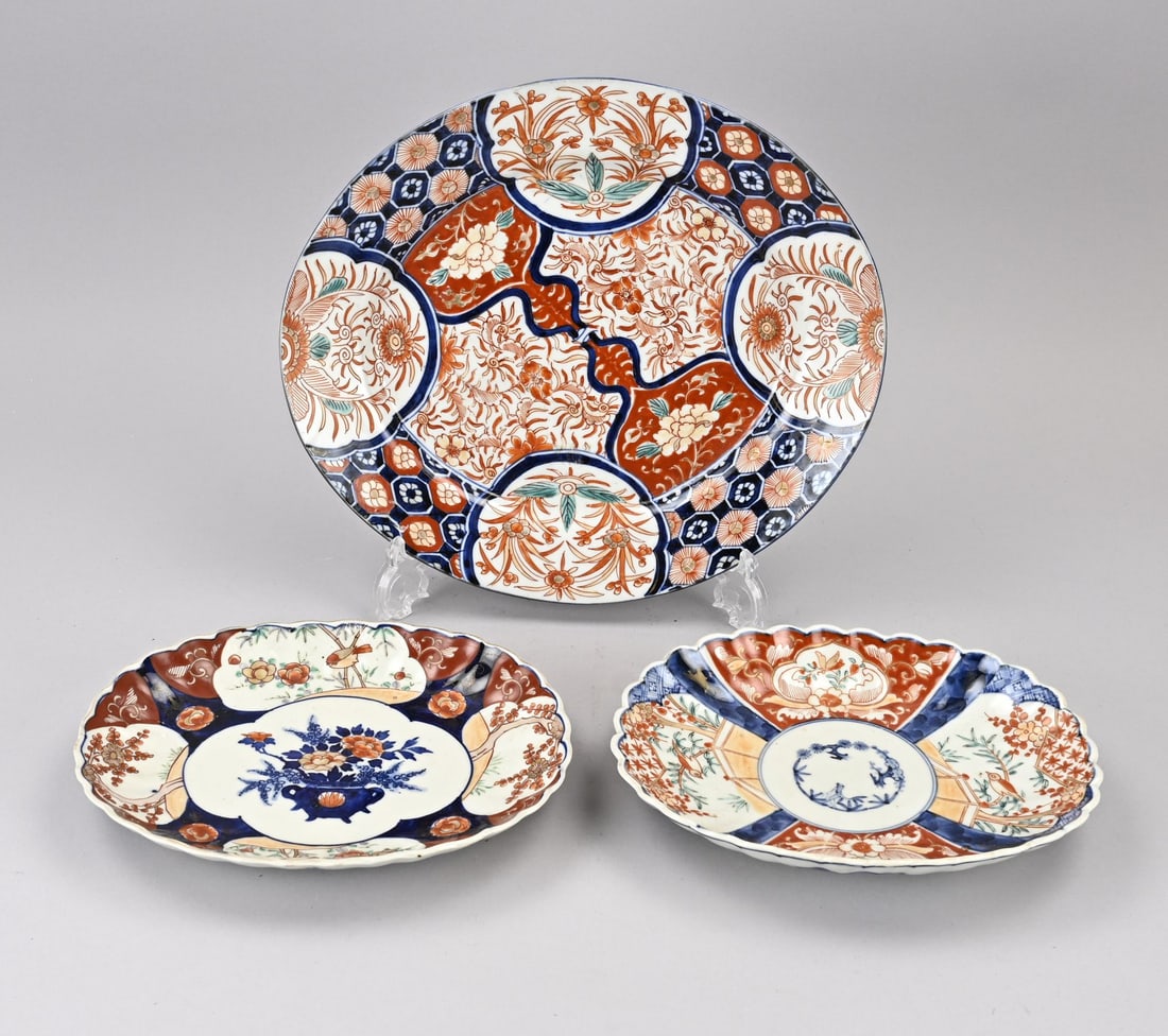 3x Japanese Imari plate Ø 25 - 34 cm. (1 of 1)