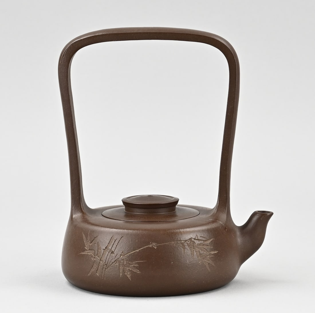 Yixing teapot Ø 12 cm. (1 of 3)