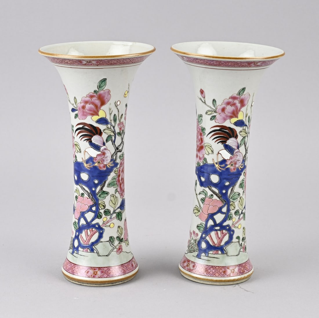 2x Rose Family vase (chicken), H 21.2 cm. (1 of 3)