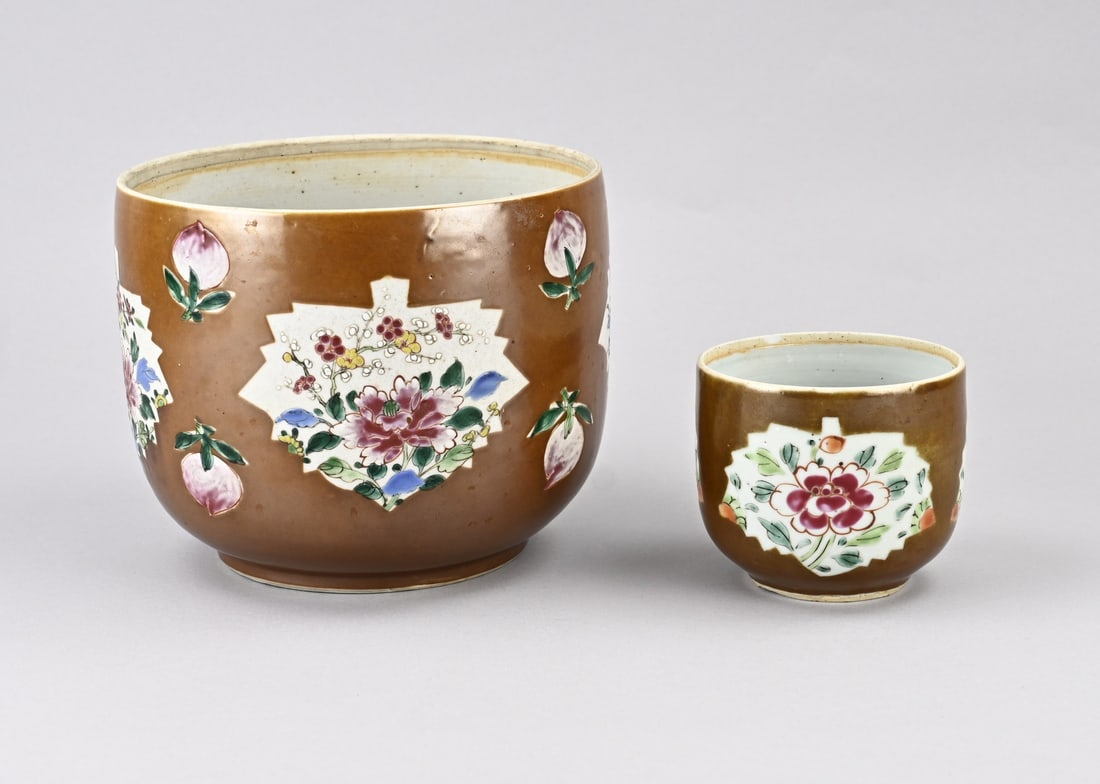 2 Parts Capucine porcelain (1 of 2)