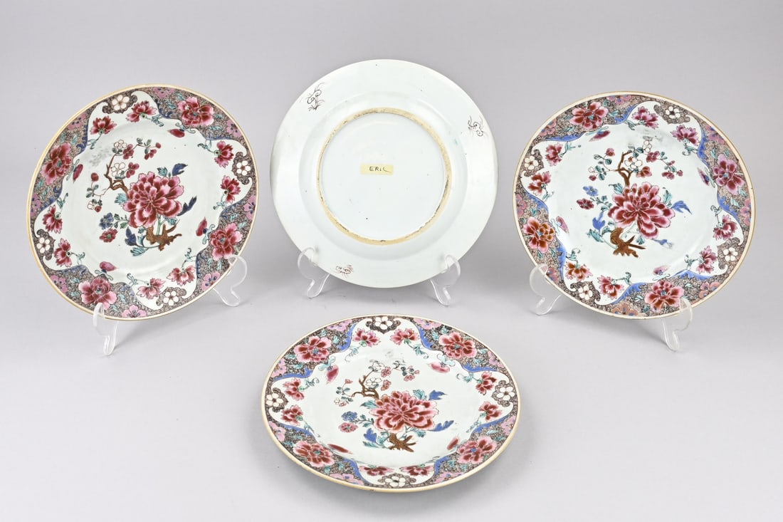 Set of four Chinese plates (1 of 1)