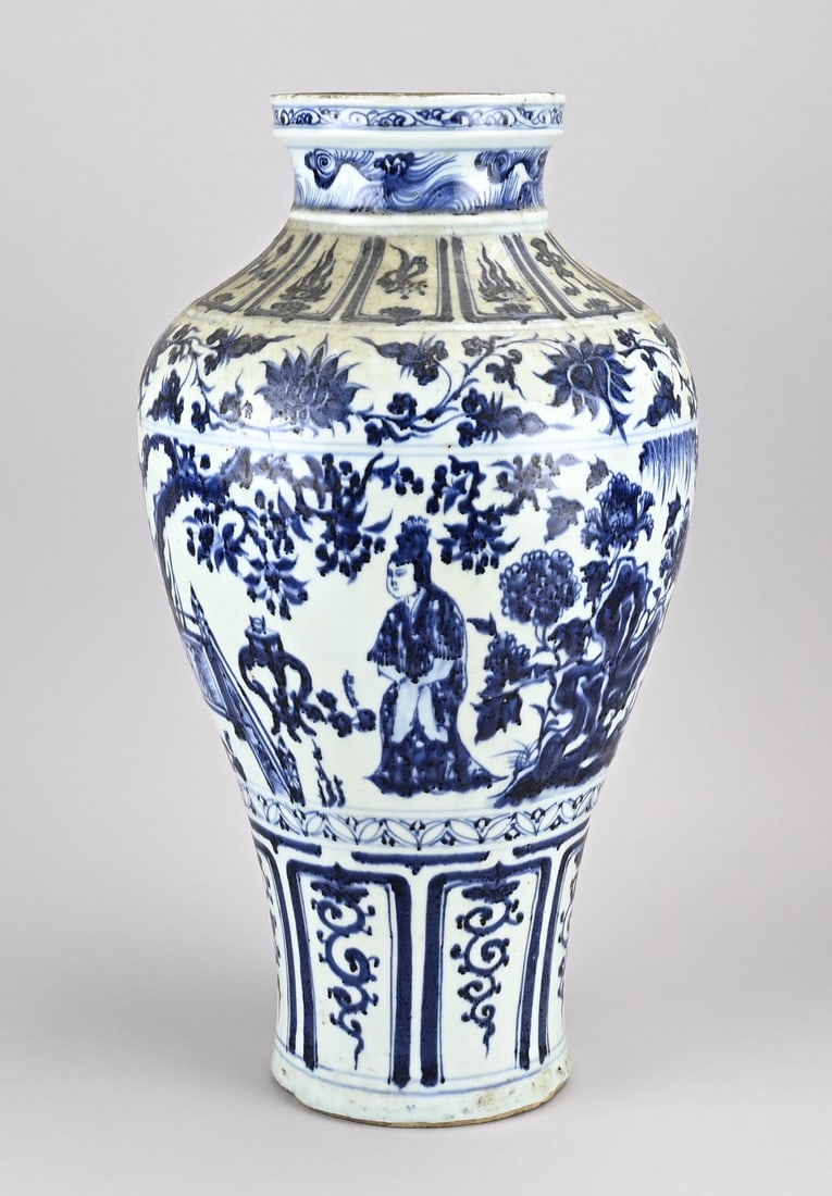 Chinese vase, H 47.5 cm. (1 of 3)