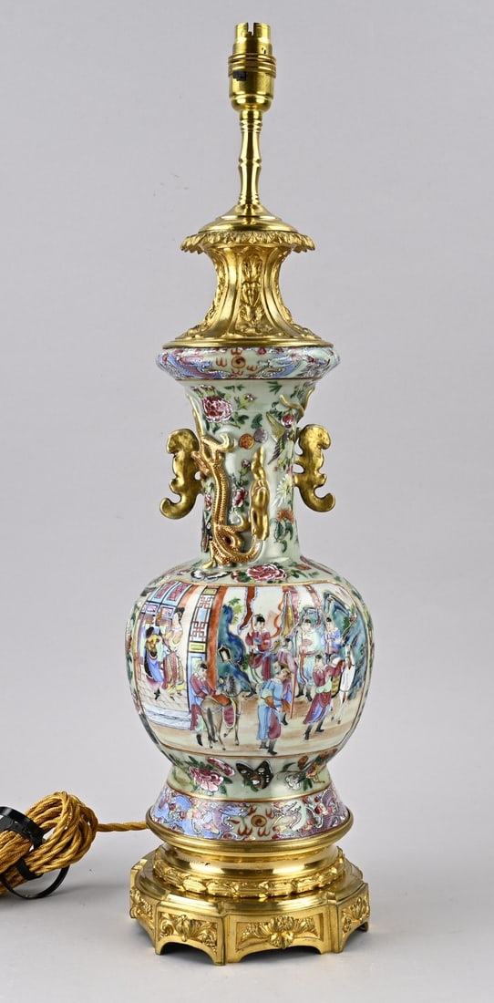Chinese vase lamp, H 62 cm. (1 of 2)