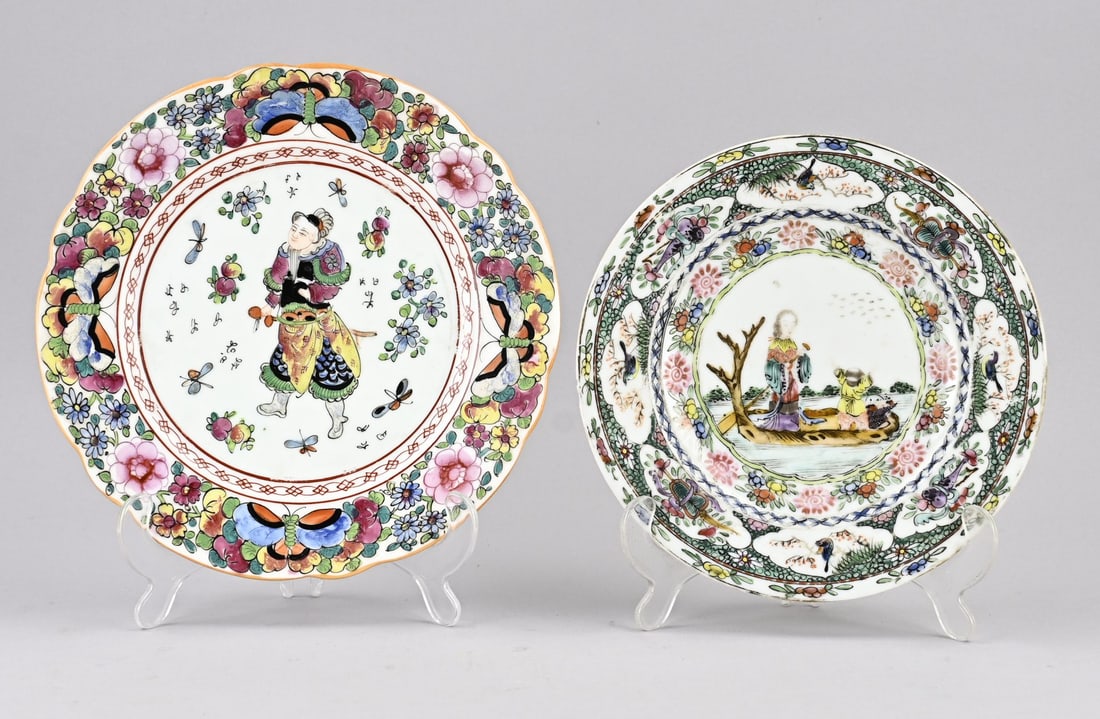 2x Antique plate Ø 21.7 - 24 cm. (1 of 2)