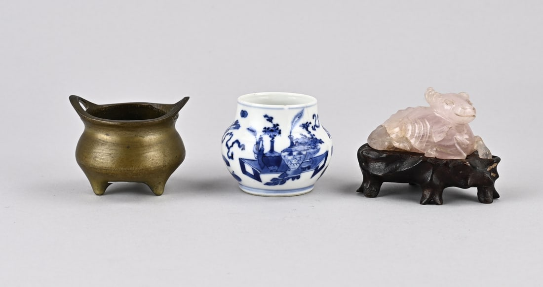 3x China (various) (1 of 1)