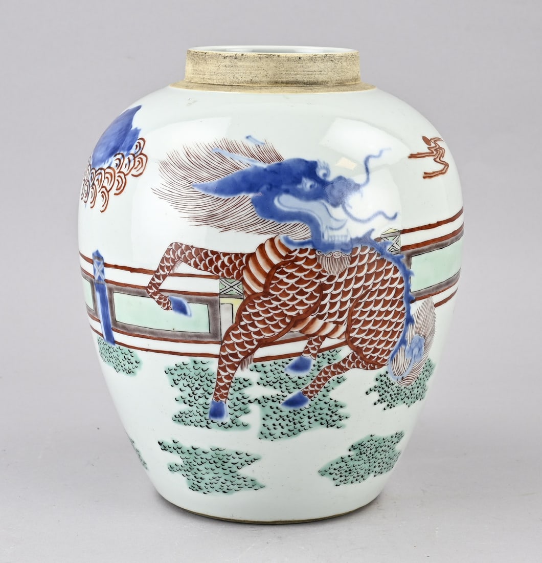 Chinese Wucai vase, H 27.5 cm.: Old/antique Chinese porcelain Wucai vase with kylin in garden decor. Dimensions: H 27.5 cm. In good condition.