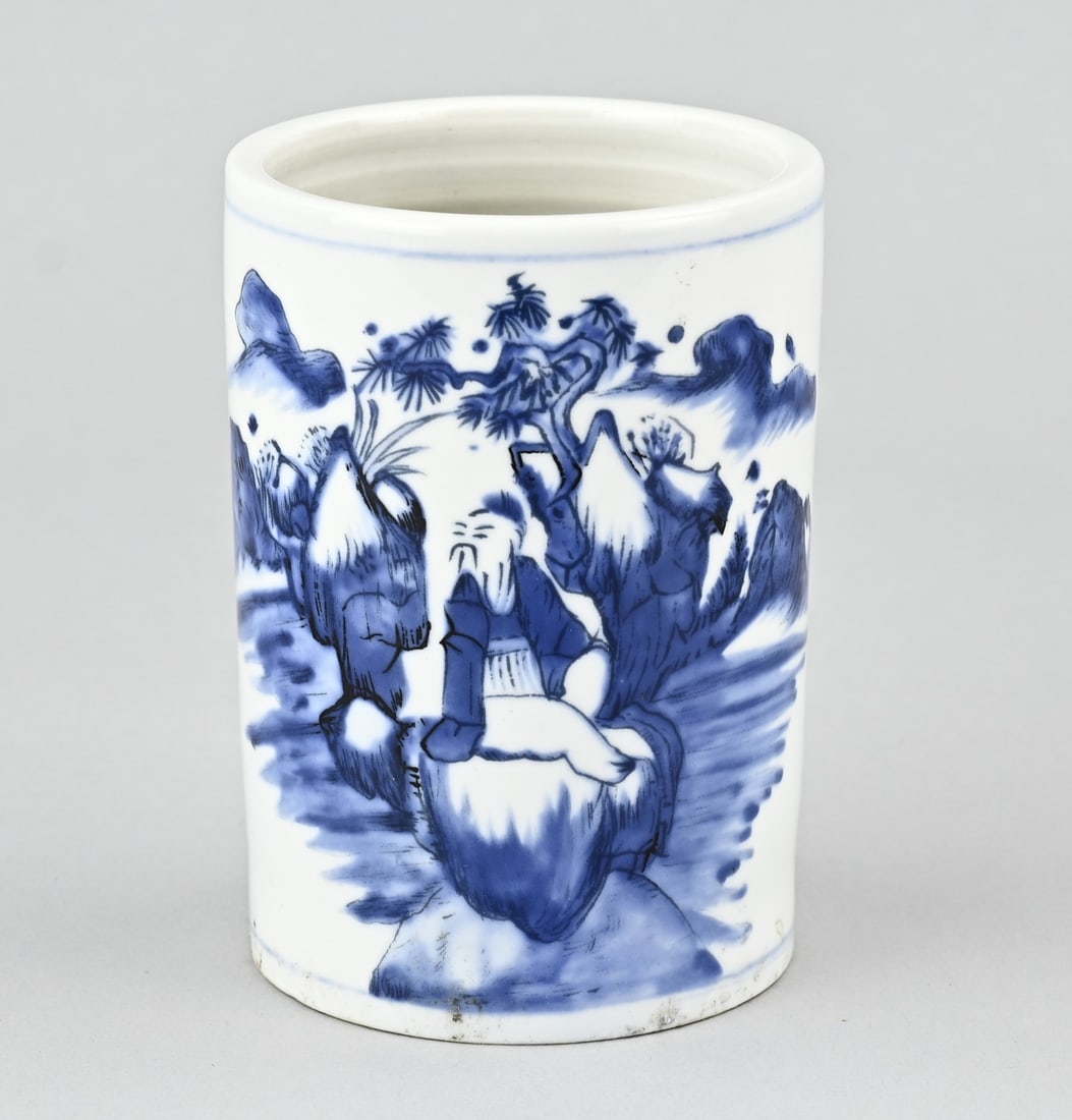 Chinese paintbrush pot (1 of 2)