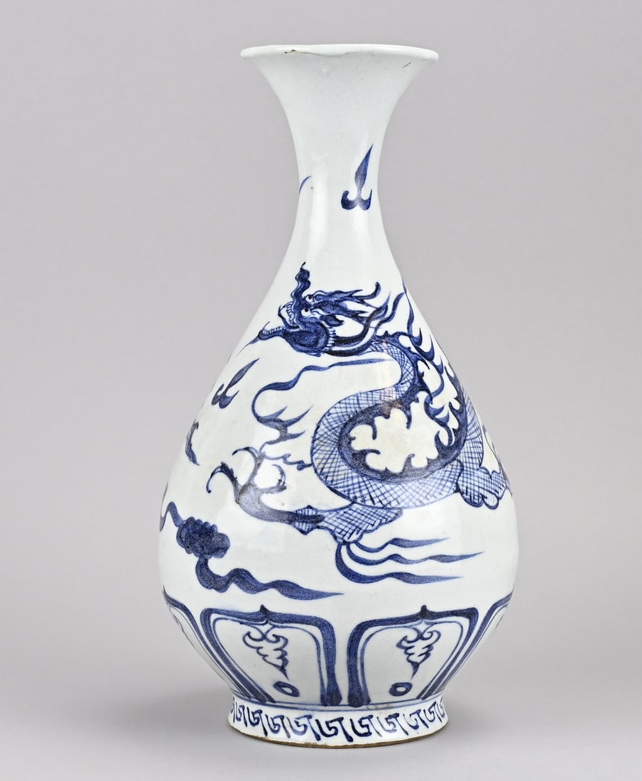Chinese vase (blue/white), H 31.5 cm. (1 of 3)