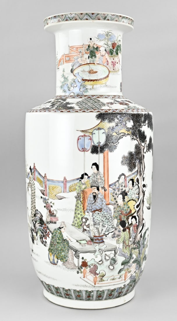 Chinese vase, H 62.5 cm. (1 of 2)