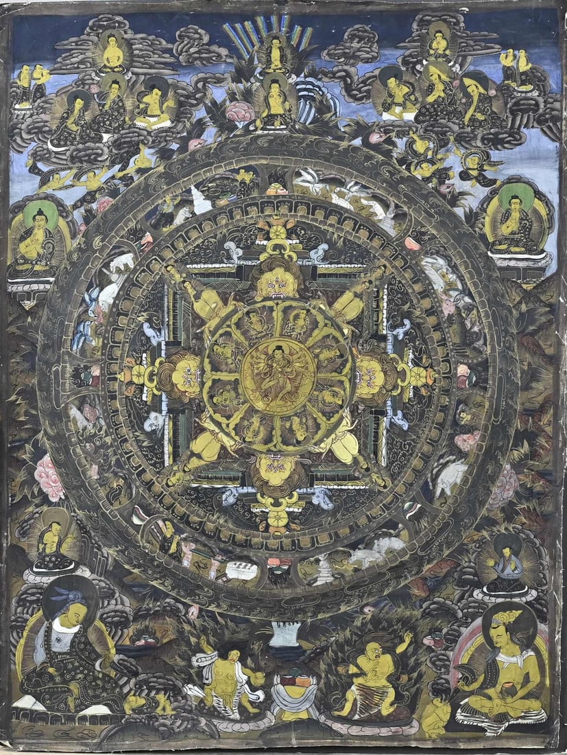 Tibetan tangka: Old/antique Tibetan Buddhist tangka. Gouache on linen. Dimensions: 71 x 54 cm. In good condition.