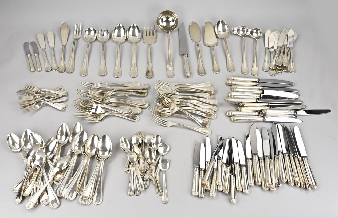 Large silver cutlery (1 of 1)
