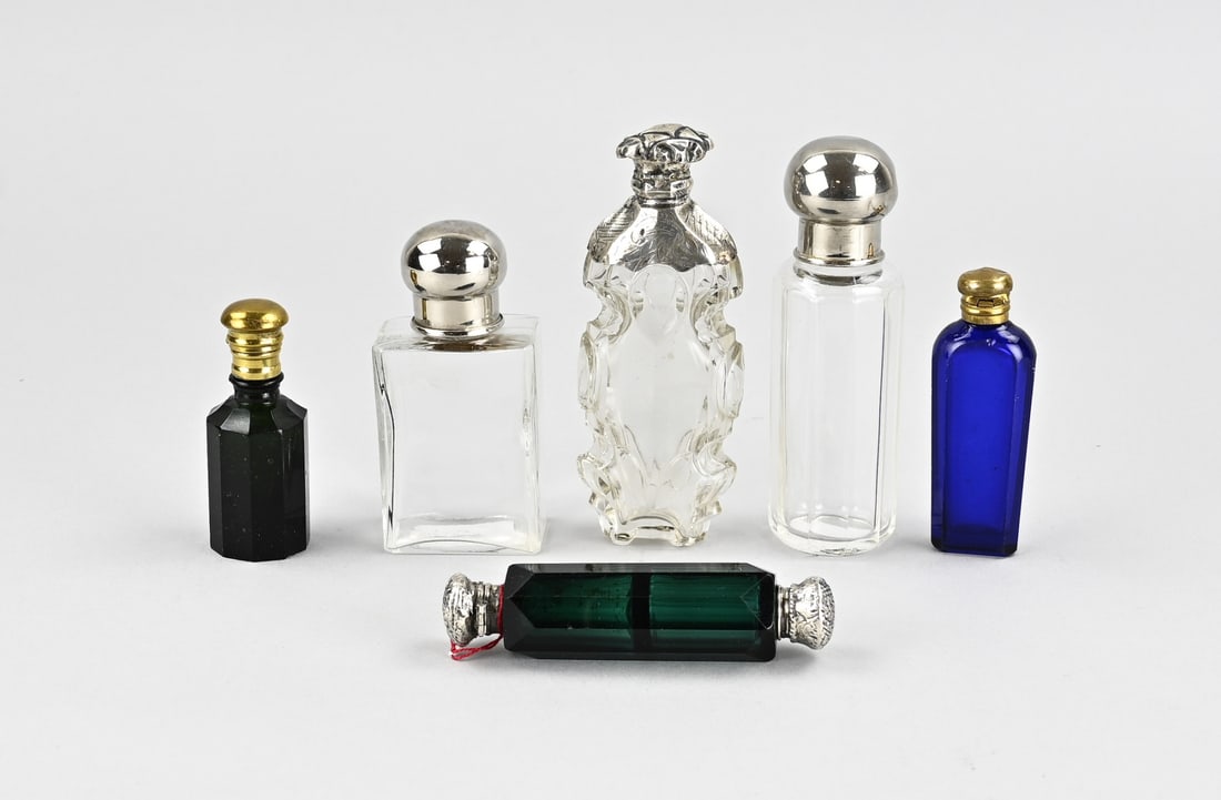 Lot of various perfume bottles (1 of 1)