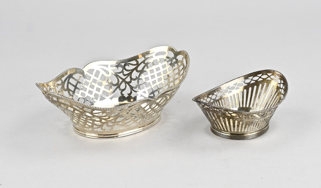 2 Silver bonbon baskets - 2