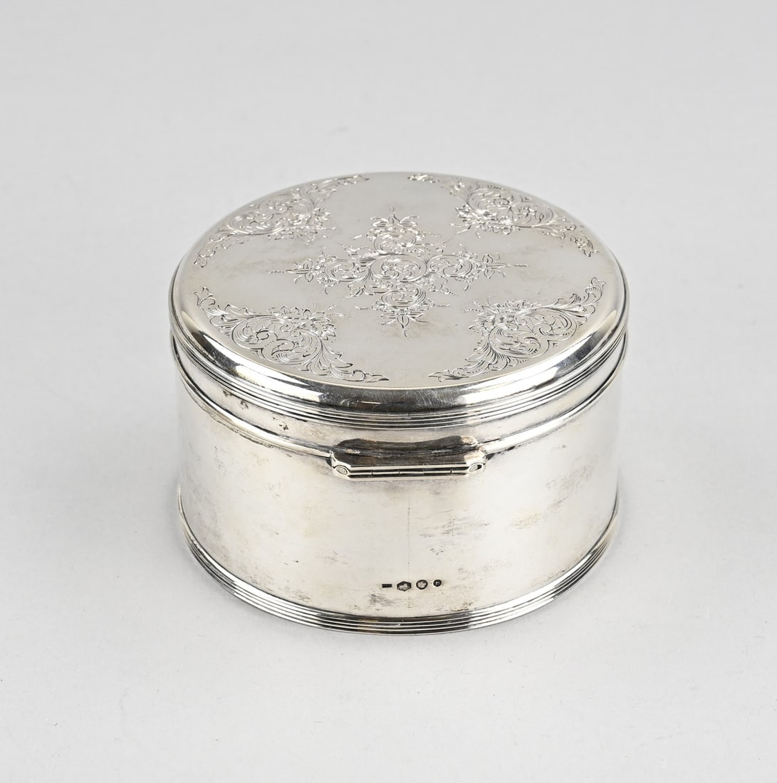 Silver cookie tin - 2