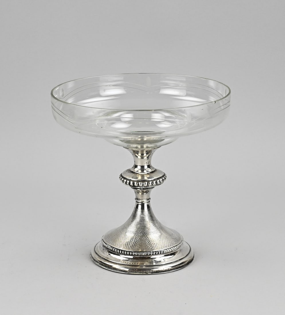 Fruit bowl on a silver base (1 of 1)