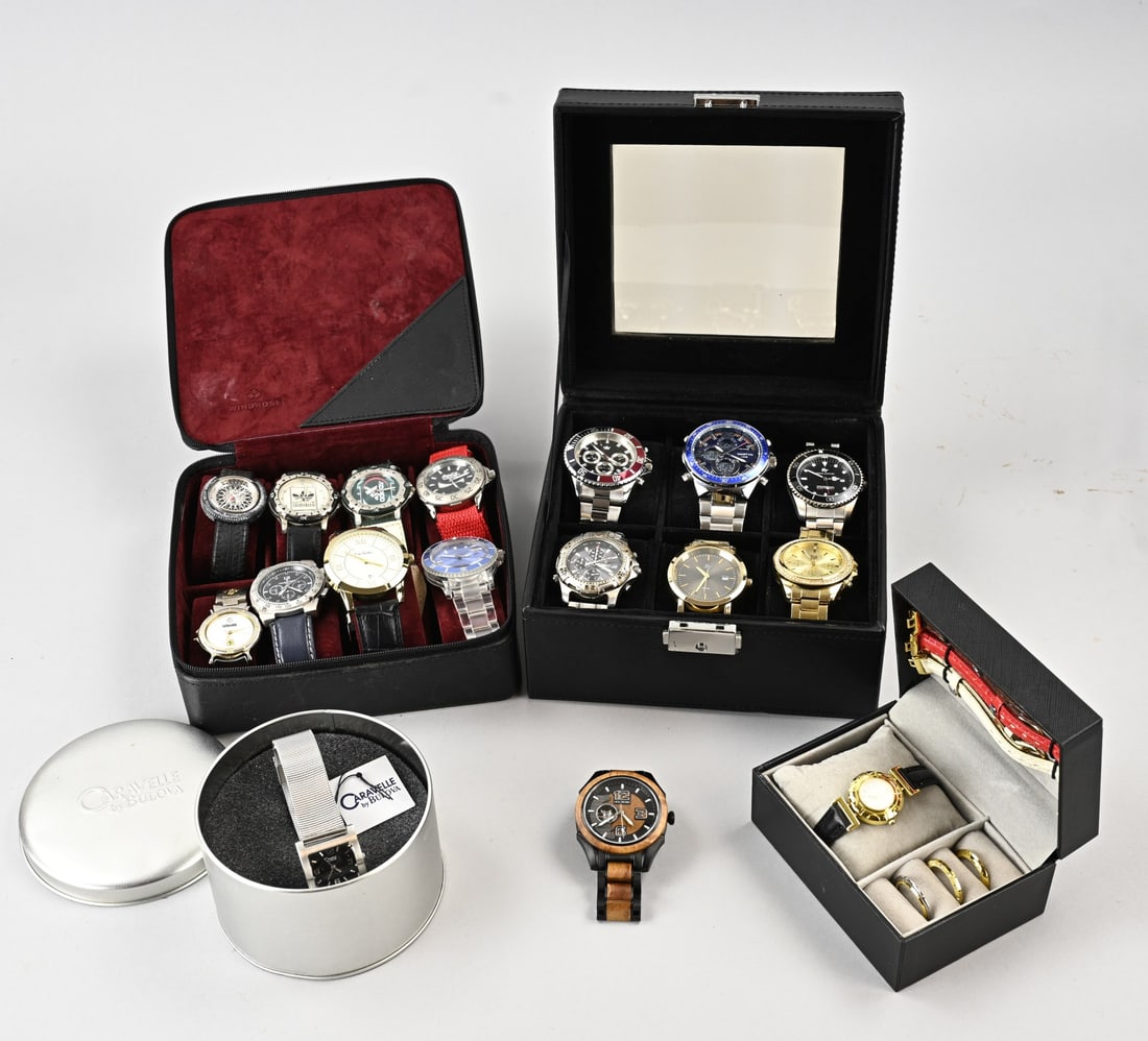 Lot of watches: Lot with various watches, including Adidas, Coca Cola, Piere Cardin, Festina, Holzkern, Caravelle by Bulova. In reasonable condition.