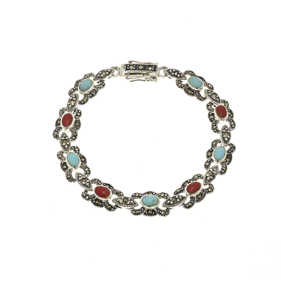 Silver bracelet with marcesite, red coral and turquoise: Silver bracelet, 925/000, with flower-shaped links, set with a turquoise or coral stone. The edge is decorated with marcasite stones. Length 19 cm. Width 10 mm. Approx. 22 grams. In good condition.