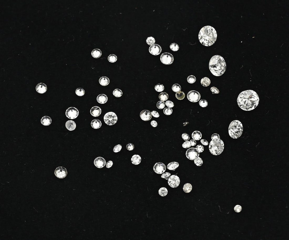Diamonds: Lot of loose diamonds, brilliant cut, 0.01-0.20 ct. Total approx. 2.2 ct.