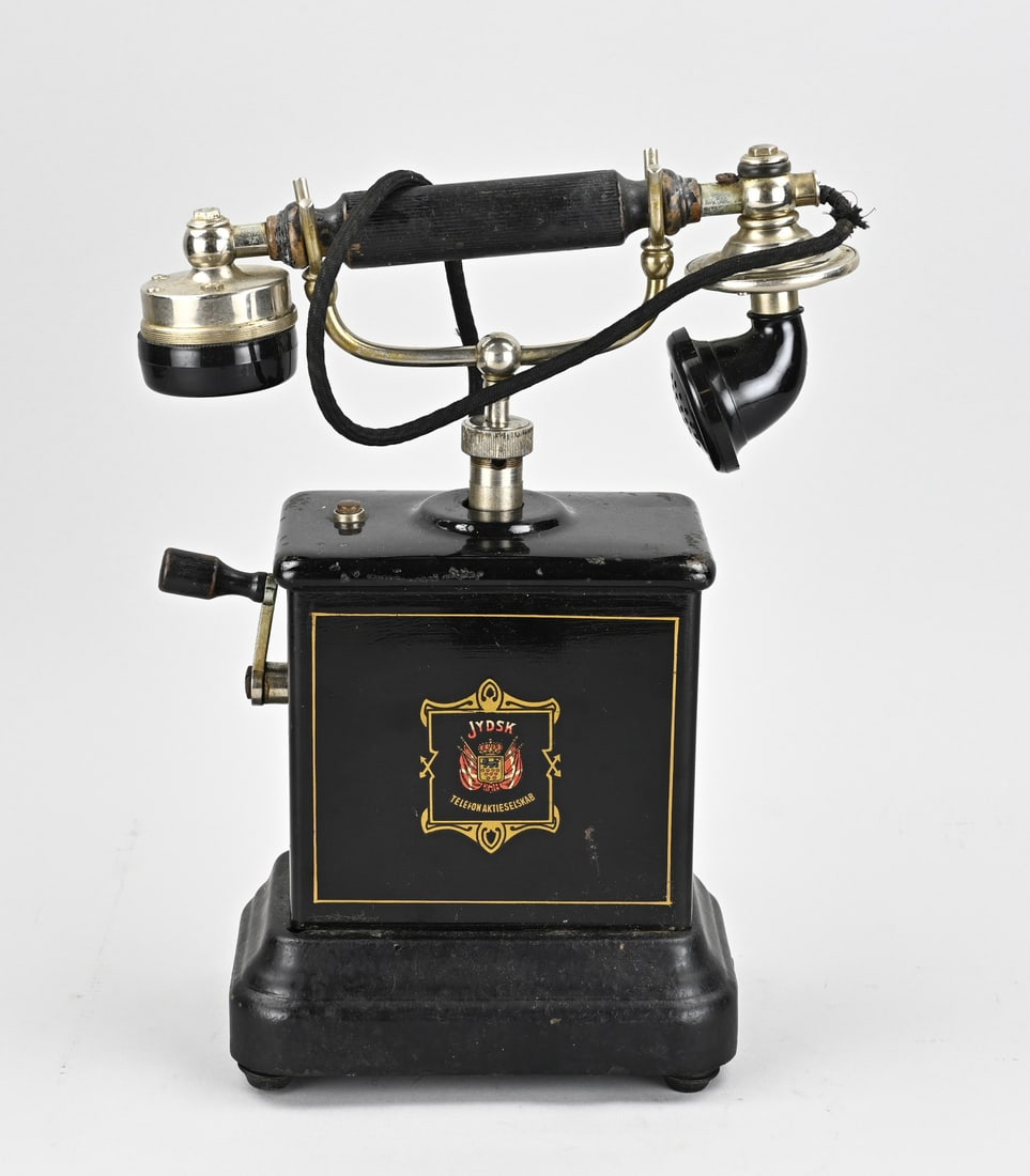 Jydsk phone: Old Danish Jydsk telephone made of metal and Bakelite. 20th century. Dimensions: 34 cm. In good condition.