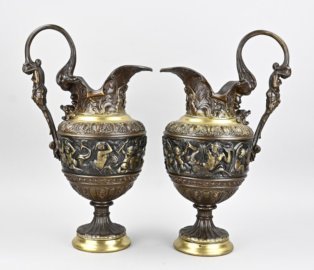 2x bronze vase, H 42 cm.: Two heavy 19th-century bronze decorative vases with handles, fish heads, and Neptune and mermaid decoration. Dimensions: H 42 cm. In good condition.