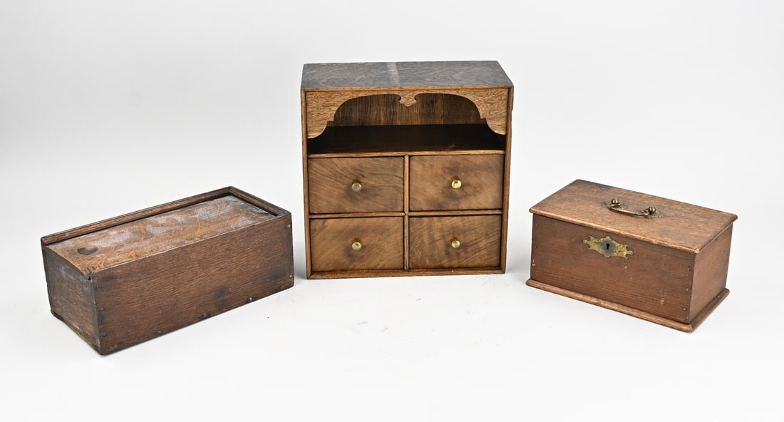 3x Small box (miscellaneous) (1 of 1)