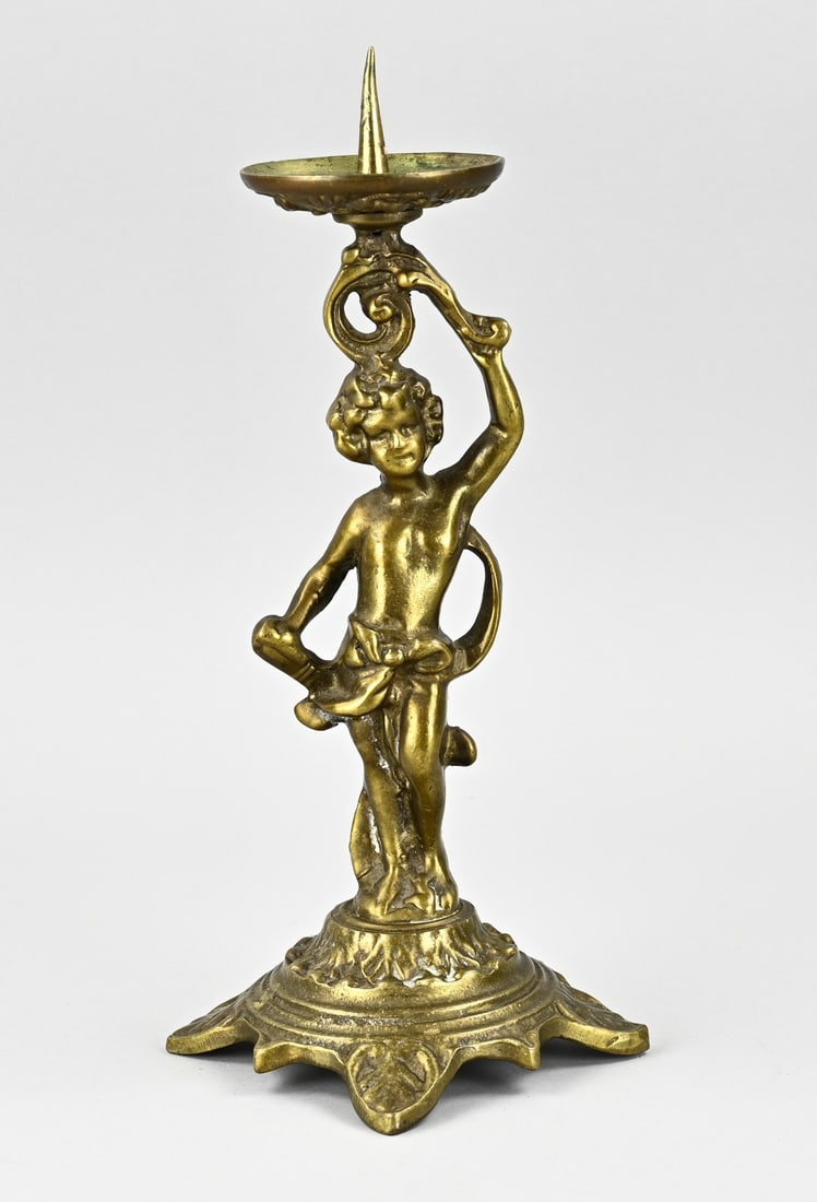 Italian candlestick, H 32 cm.: Italian brass candlestick with youth. Second half of the 20th century. Dimensions: H 32 cm. In good condition.