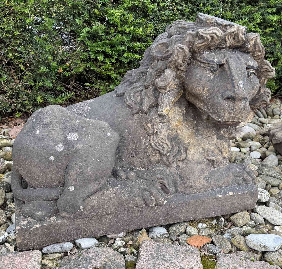 Sandstone statue, Reclining lion - 2